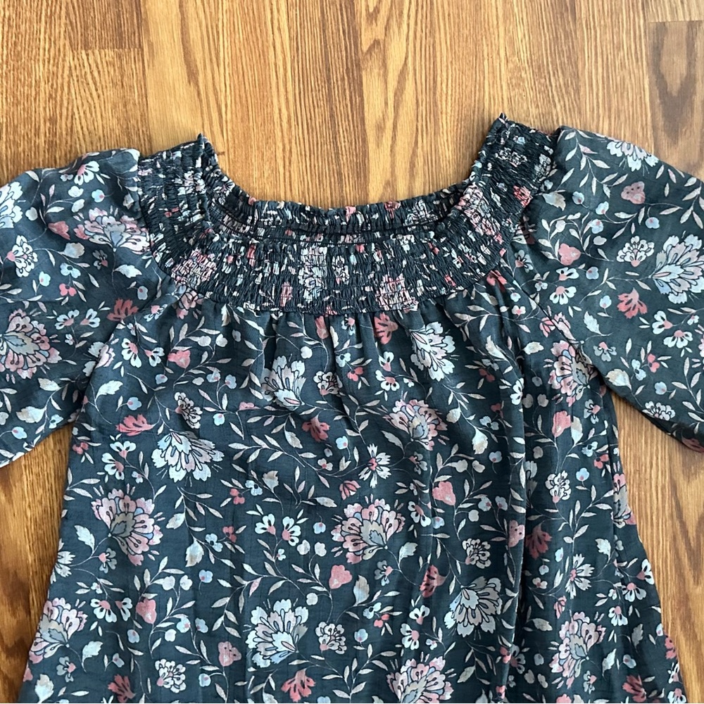 Elegant Floral Maxi Dress in Grey and Pink - Picture 4 of 6